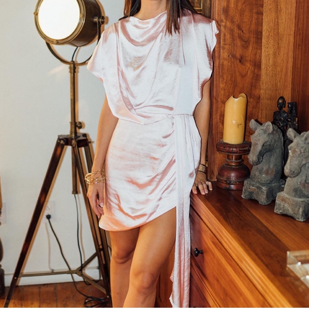 Elliatt dress